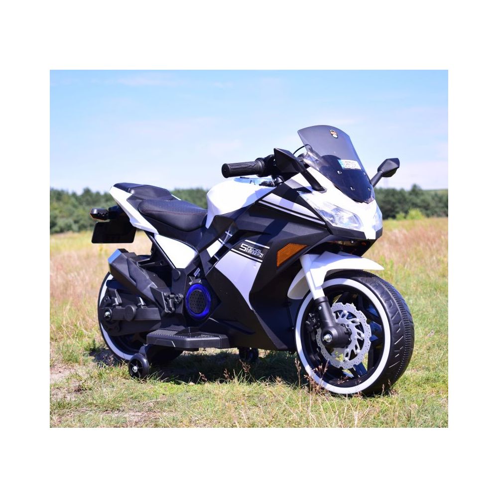 MEGA MOTOR ŚCIGACZ STRONG 2 EXCLUSIVE, ŚWIECĄCE KOŁA, GAZ W MANETCE, HAMULEC/DLS07