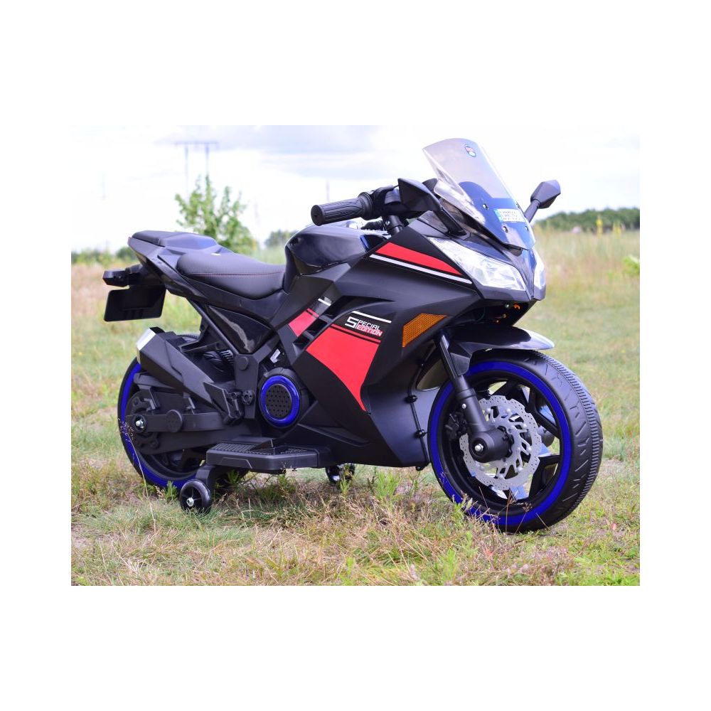 MEGA MOTOR ŚCIGACZ STRONG 2 EXCLUSIVE, ŚWIECĄCE KOŁA, GAZ W MANETCE, HAMULEC/DLS07