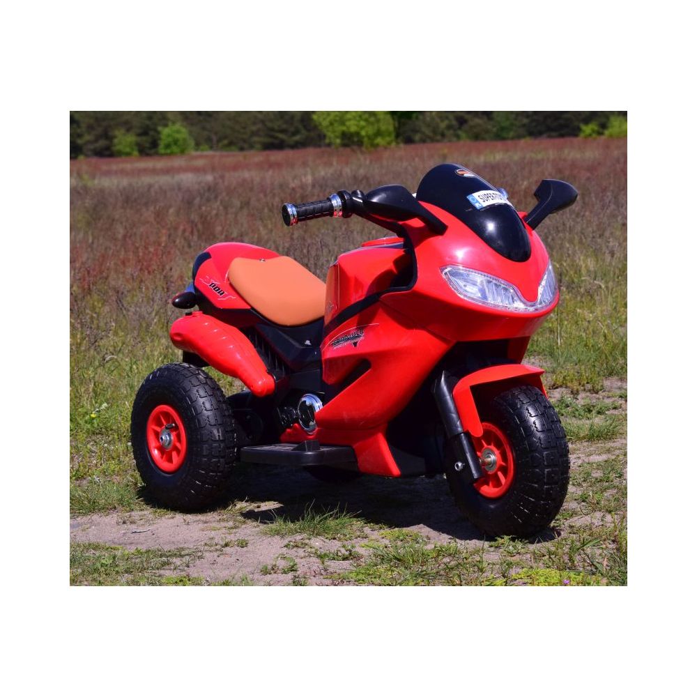 SUPER ŚCIGACZ MOTOR SPORT - POMPOWANE KOŁA, PILOT, IMITACJA WYDECHU,/HZBB1188