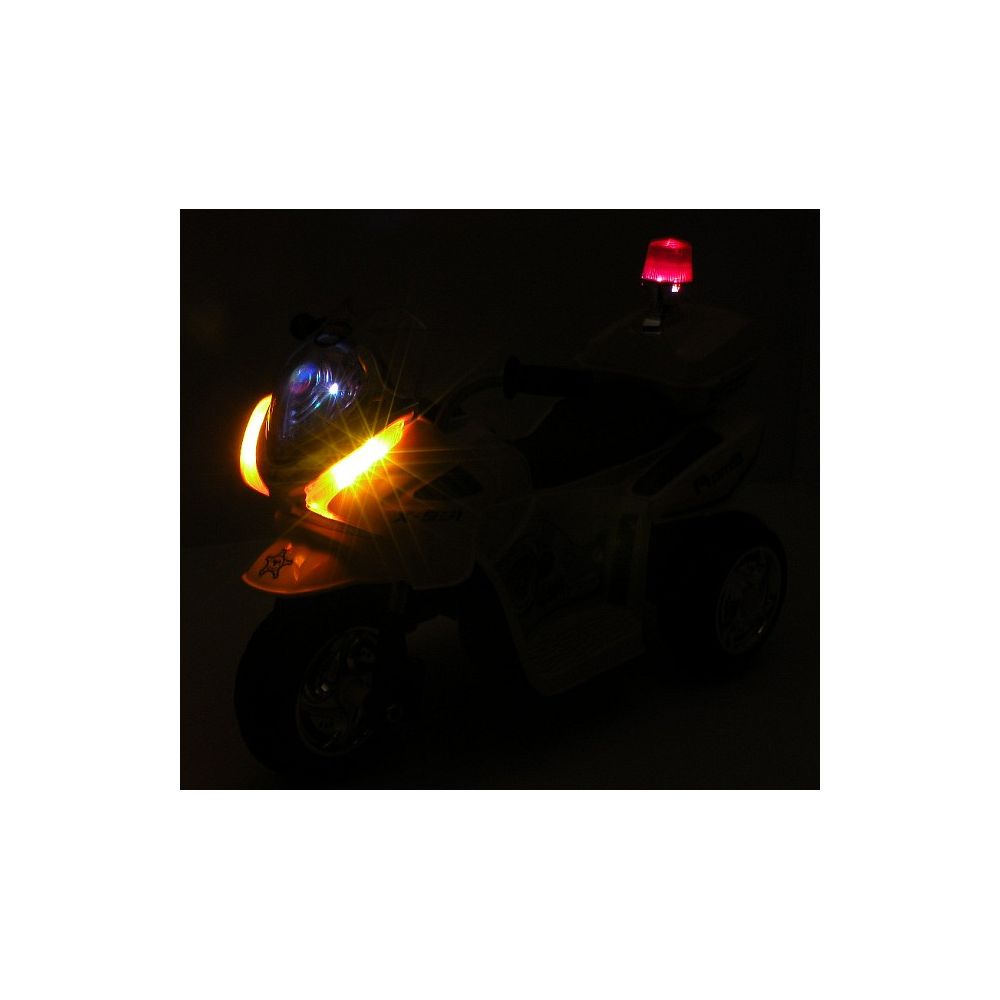 MOTORAS, POLICIJOS MOTOCIKLAS SU ŠVIESOS SIGNALU / WXE368