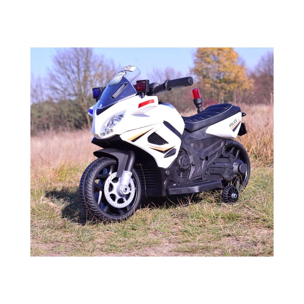 PIERWSZY MOTOR POLICYJNY Z KOGUTEM - DLA MALUSZKA/JC-911