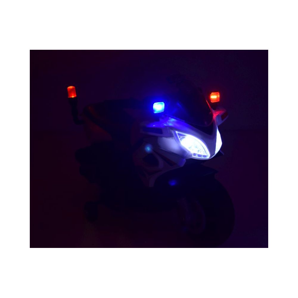 PIRMASIS POLICIJOS MOTOCIKLAS SU ŠVIESOS SIGNALU – MAŽYLIUI / JC-911