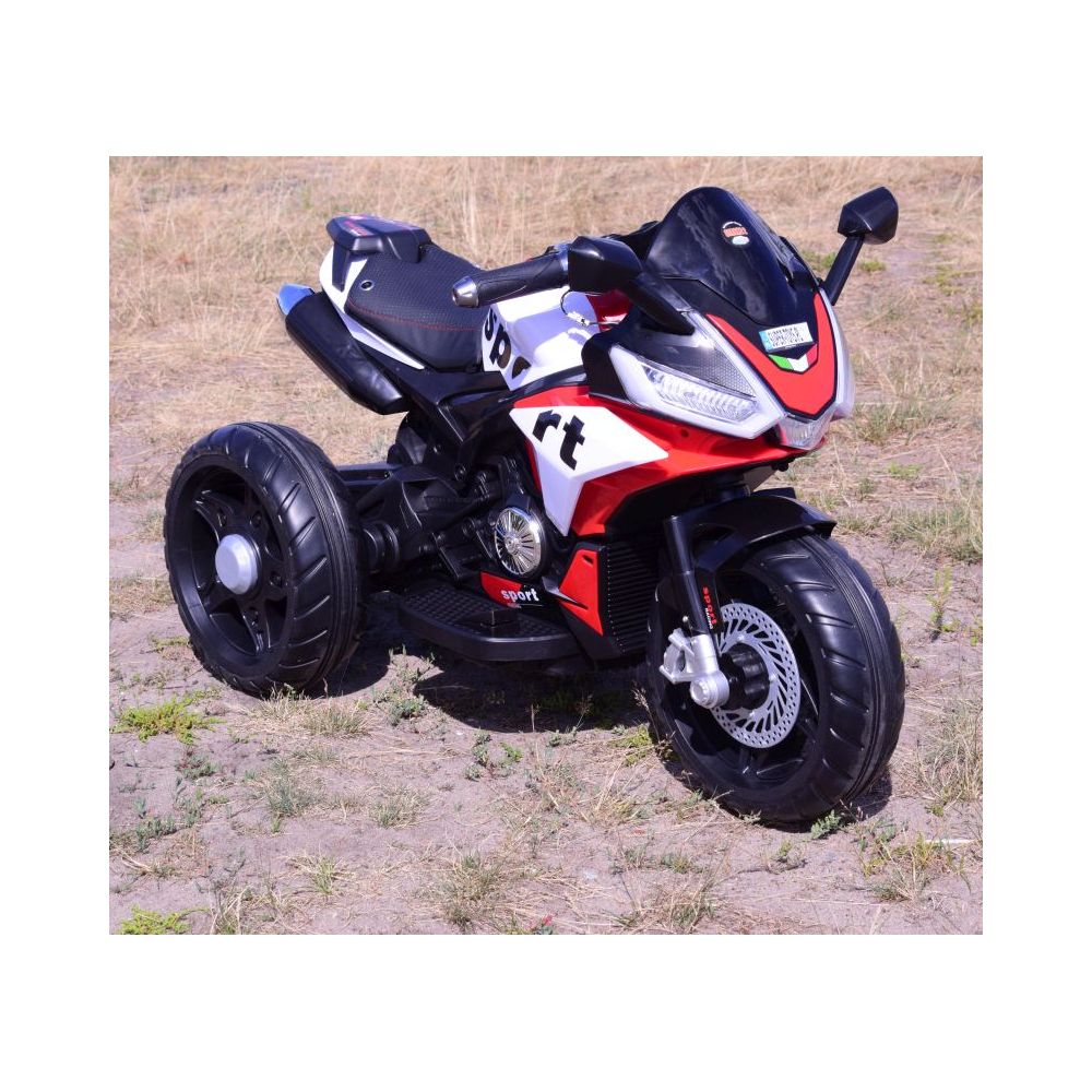 MEGA MOTOR 3 KOŁOWY SPORT, DWA SILNIKI , MIĘKKIE KOŁA, MIĘKKIE SIEDZENIE, GAZ W MANETCE/FB6886