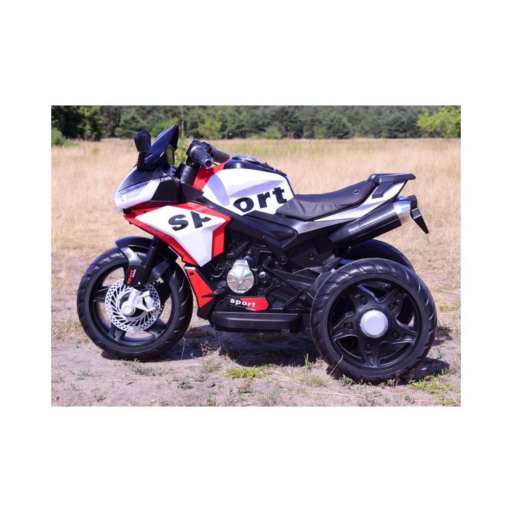 MEGA MOTOR 3 KOŁOWY SPORT, DWA SILNIKI , MIĘKKIE KOŁA, MIĘKKIE SIEDZENIE, GAZ W MANETCE/FB6886