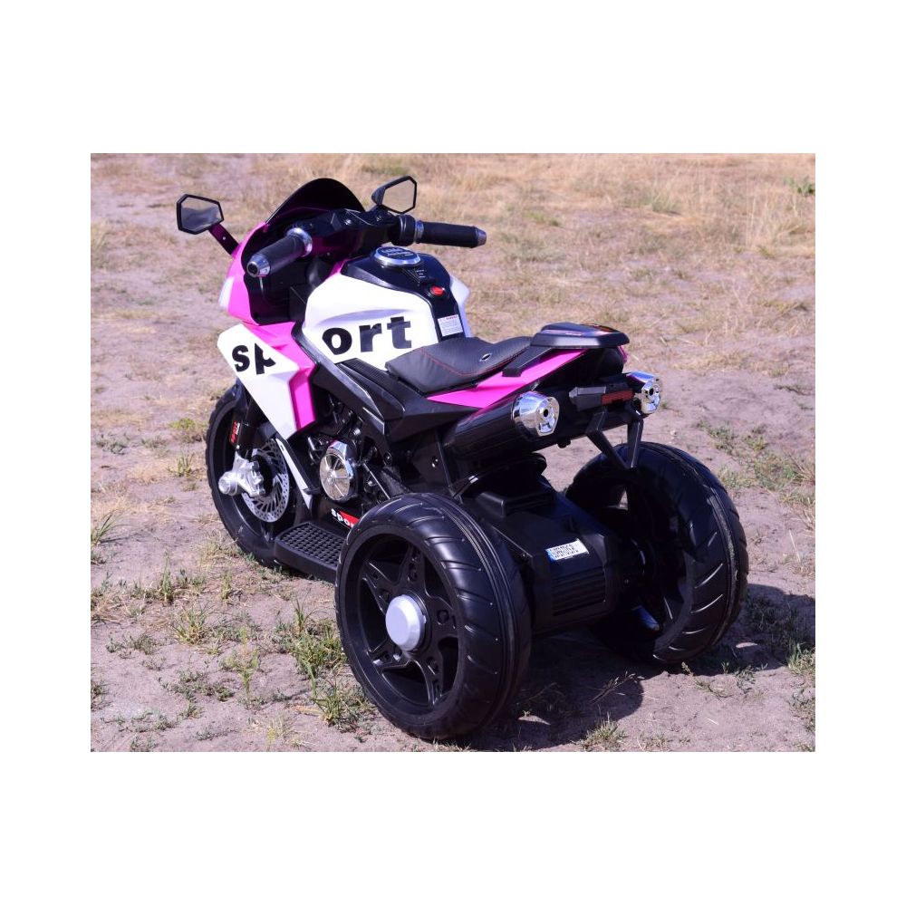 MEGA MOTOR 3 KOŁOWY SPORT, DWA SILNIKI , MIĘKKIE KOŁA, MIĘKKIE SIEDZENIE, GAZ W MANETCE/FB6886