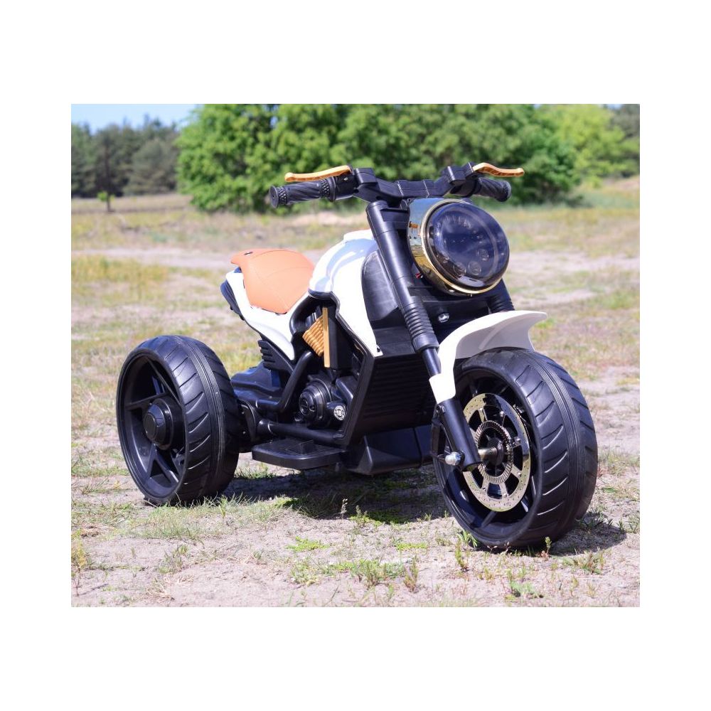 AKUMULIATORINIS CHOPPERIS, MINKŠTI RATAI, MINKŠTA SĖDYNĖ, NUOTOLINIO VALDYMO PULTAS/BDL1188