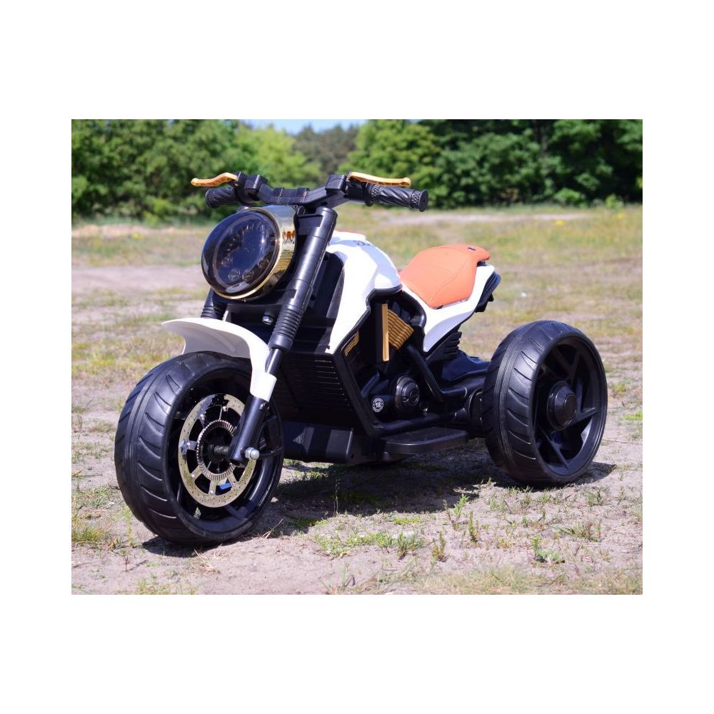 AKUMULIATORINIS CHOPPERIS, MINKŠTI RATAI, MINKŠTA SĖDYNĖ, NUOTOLINIO VALDYMO PULTAS/BDL1188