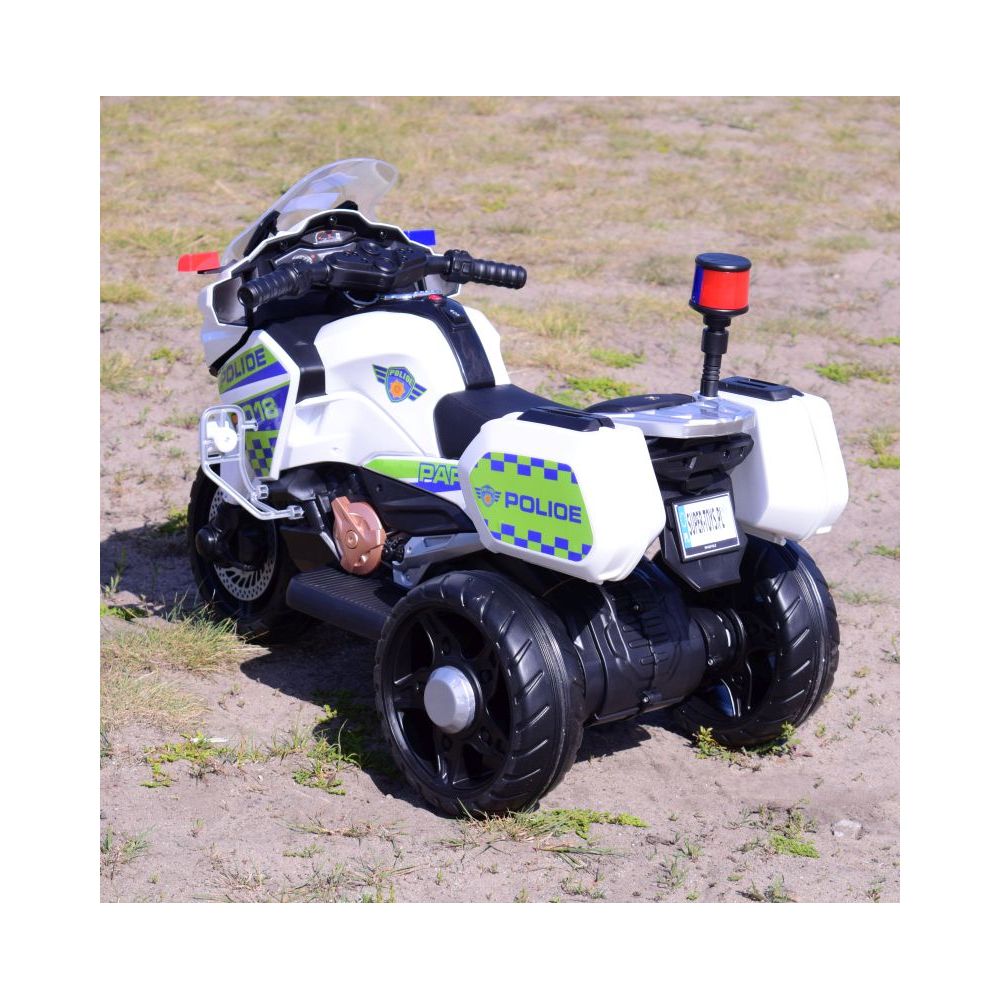GREITAS POLICIJOS MOTOCIKLAS SU ŠVIESOS SIGNALU, MINKŠTI RATAI, GARSO EFEKTAI, DU VARIKLIAI, NUOTOLINIO VALDYMO PULTAS/NT5188
