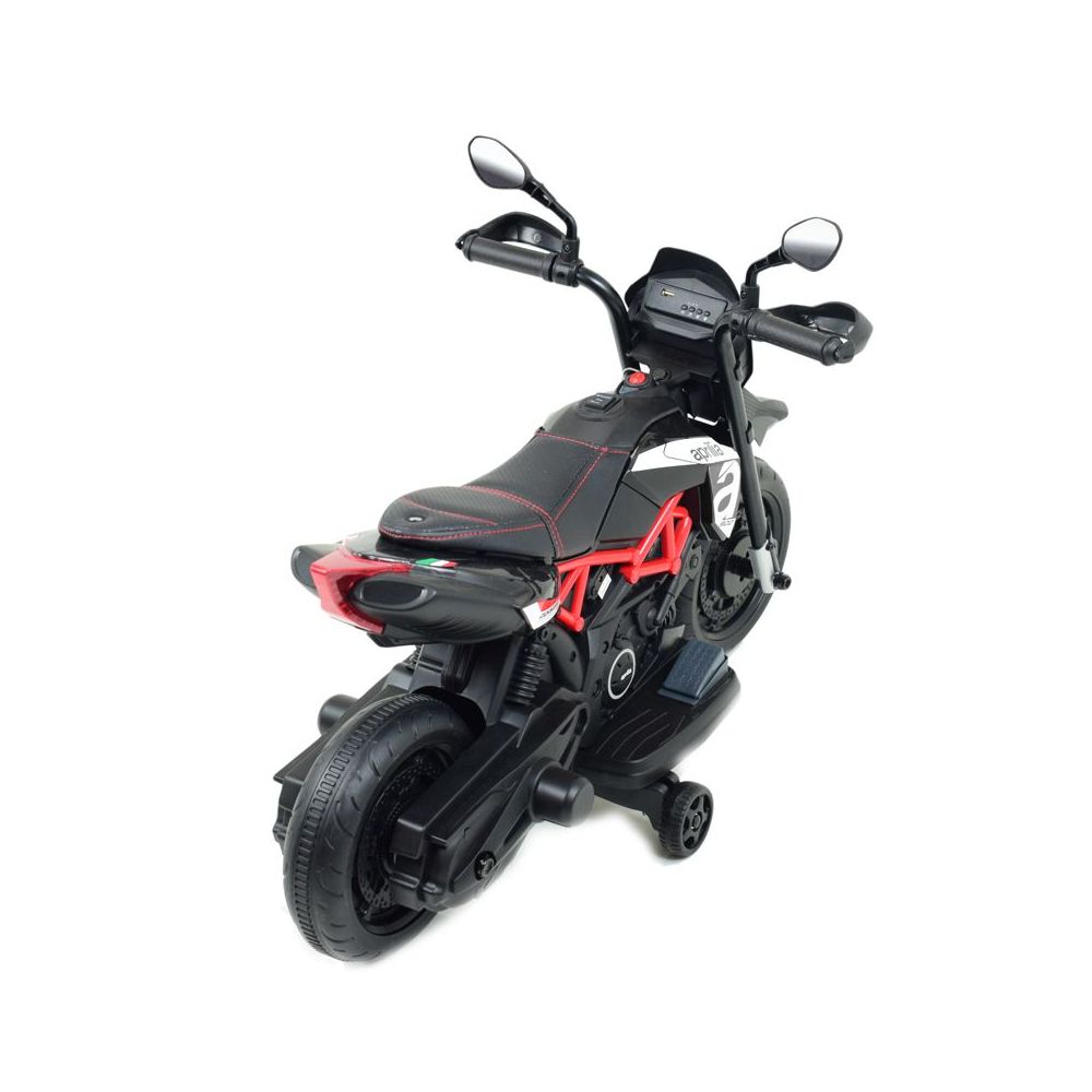 ORIGINALUS PIRMASIS „APRILIA DORSODURO 900“ SU AKUMULIATORIUMI/A017