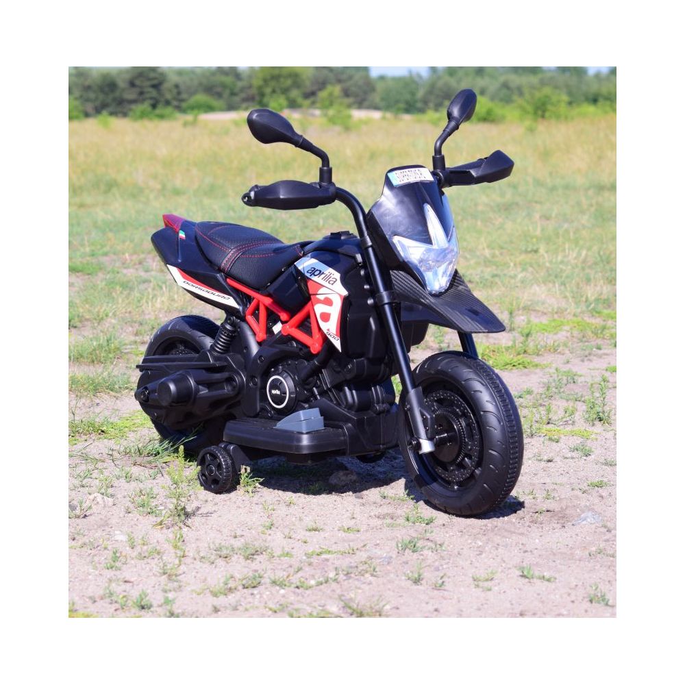 ORYGINALNA PIERWSZA APRILIA DORSODURO 900 NA AKUMULATOR/A017