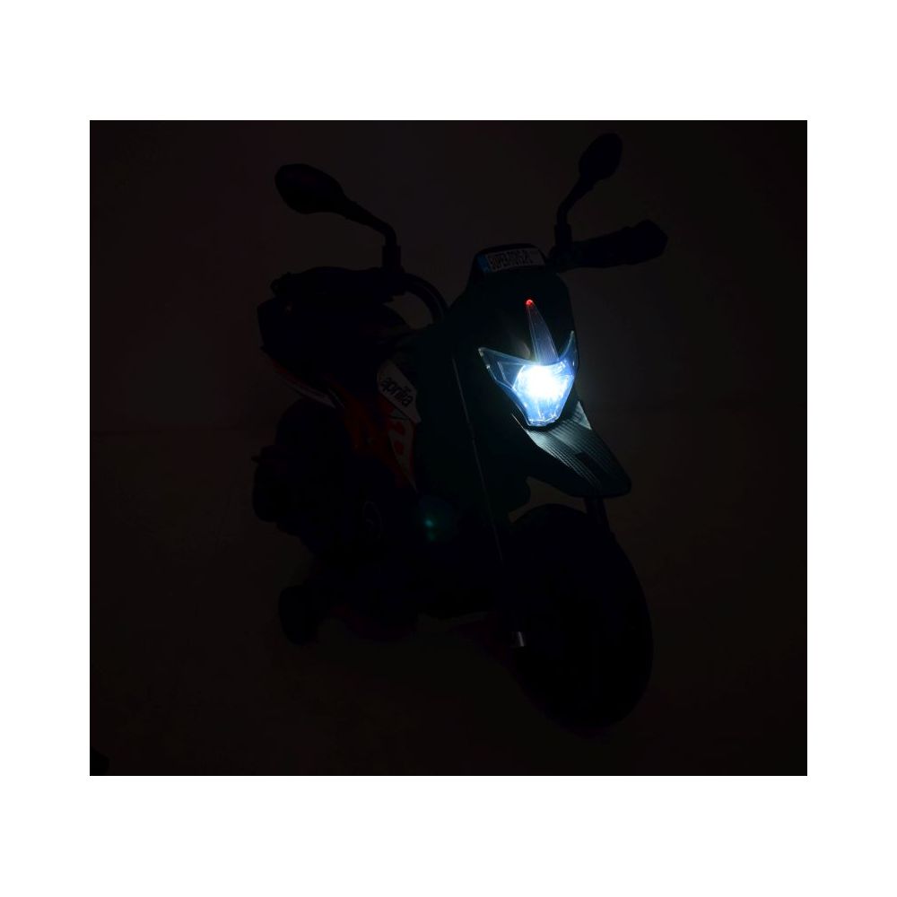 ORIGINALUS PIRMASIS „APRILIA DORSODURO 900“ SU AKUMULIATORIUMI/A017