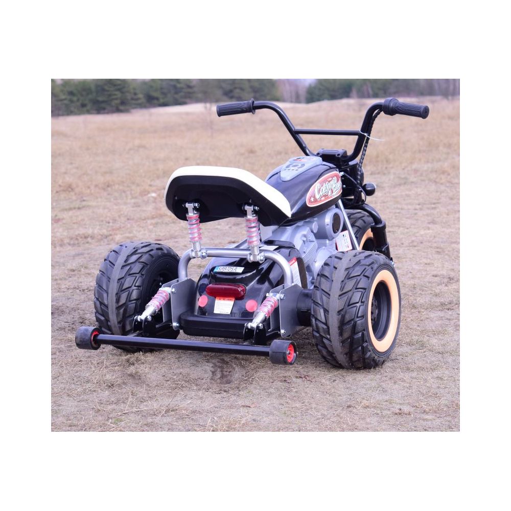 MOTOR CALIFORNIA SCOUT JAZDA NA TYLNYCH KOŁACH - 1600 WAT/LL6688