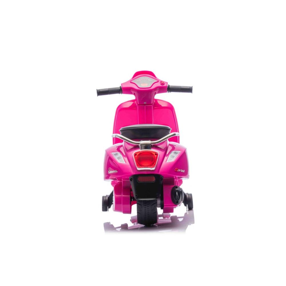 Pirmasis „Vespa“ akumuliatorinis motoroleris vaikams, licencija