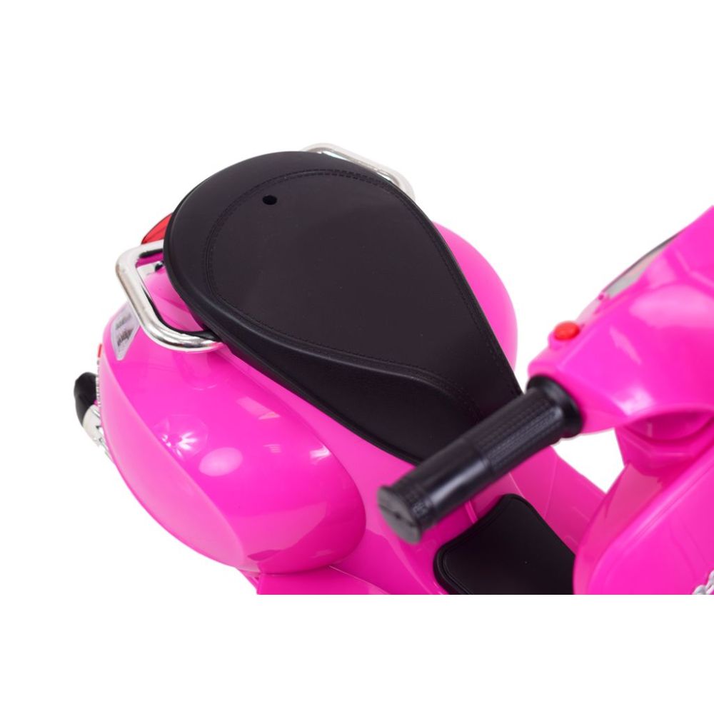 Pirmasis „Vespa“ akumuliatorinis motoroleris vaikams, licencija