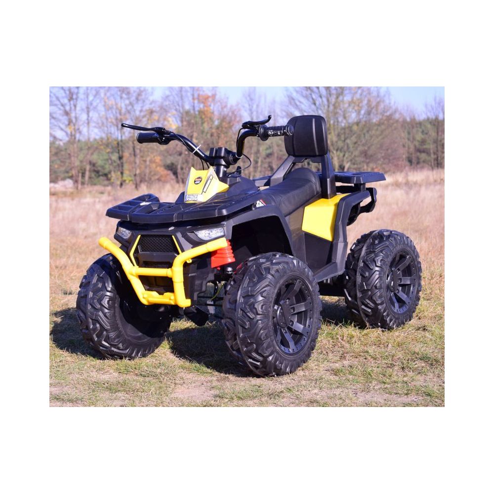MEGA QUAD TOP SPEED 4X45W, SUPER MOC, GAZ W MANETCE, HAMULCE, PILOT/JC-333