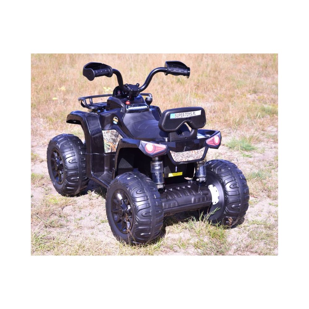 MEGA QUAD SU AKUMULIATORIUMI, MINKŠTI RATAI, MINKŠTA SĖDYNĖ, AMORTIZATORIAI/JS009