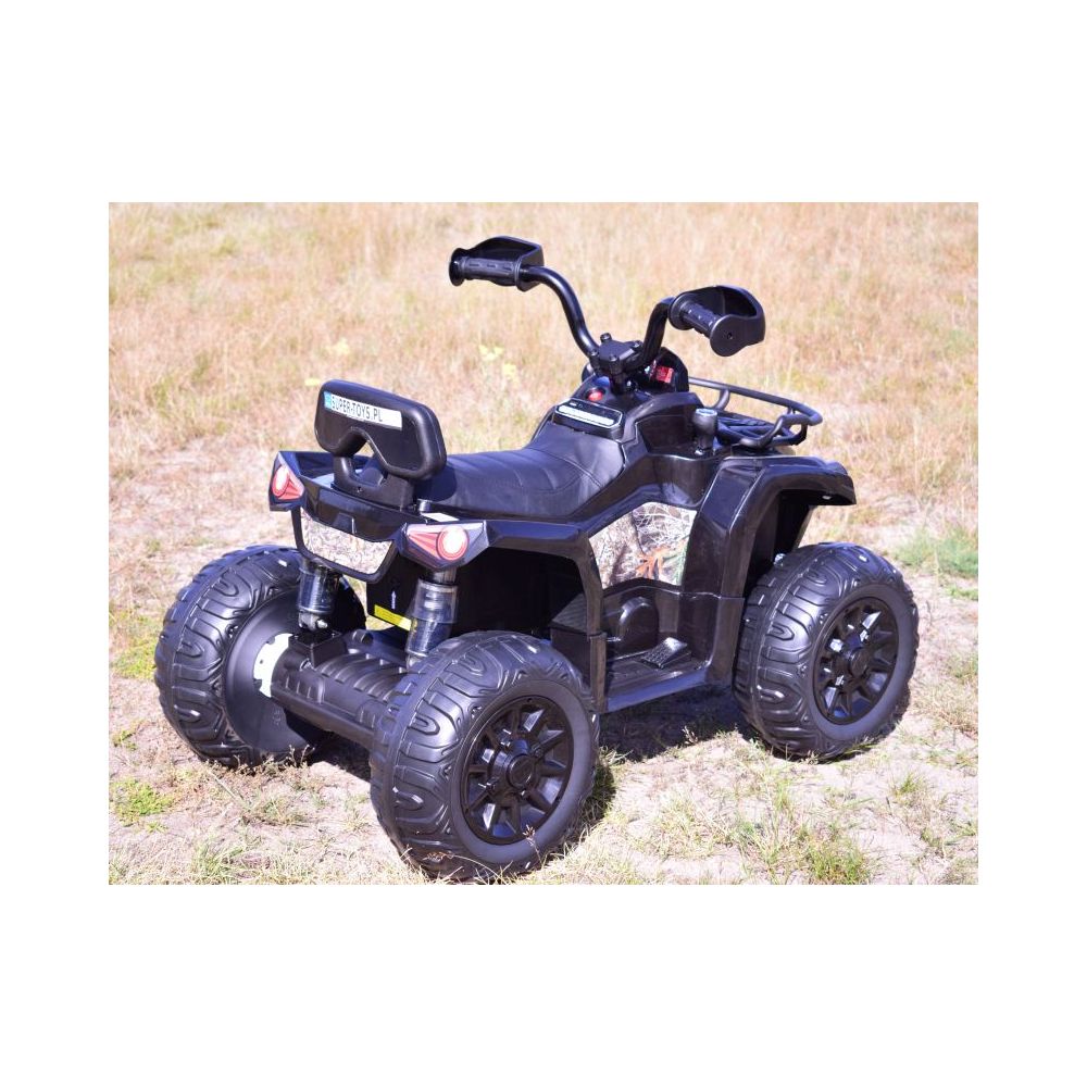 MEGA QUAD NA AKUMULATOR, MIĘKKIE KOŁA, MIĘKKIE SIEDZENIE, AMORTYZATORY/JS009