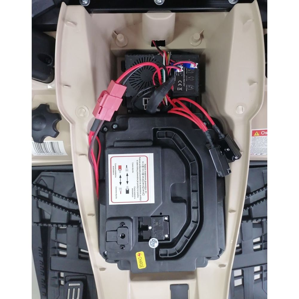 QUAD CAN AM OUTLANDER 4X4, 800 WATT VALDYMO PULTAS, SAUGOS DIRŽAI/DK-CA005