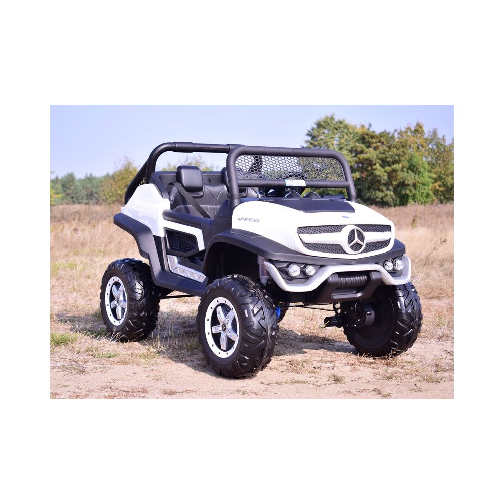 MERCEDES BENZ UNIMOG 4X4, 12 V, 14 Ah, amortizatoriai, minkštos padangos, minkšta sėdynė – puiki galimybė / UNIMOG