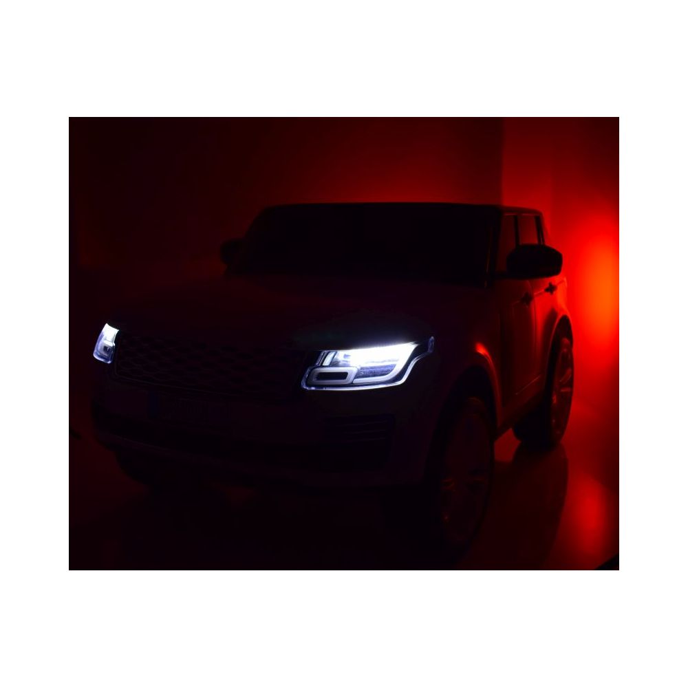 RANGE ROVER - MIĘKKIE KOŁA, MIĘKKIE SIEDZENIE, DŹWIĘK SPORTOWY SILNIKA, PEŁNA OPCJA/DK-RR999