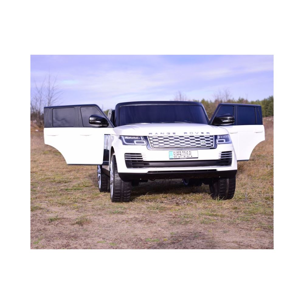 RANGE ROVER – MINKŠTI RATAI, MINKŠTA SĖDYNĖ, SPORTISKAS VARIKLIO GARSAS, VISOS PAPILDOMOS FUNKCIJOS/DK-RR999