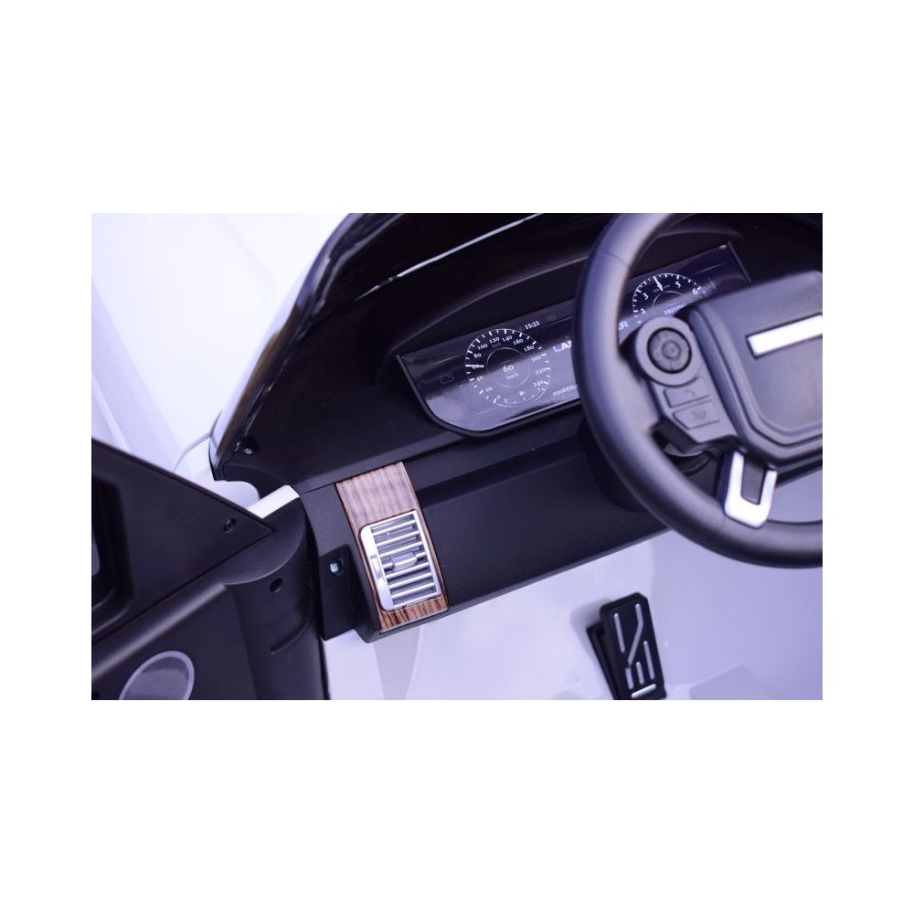 RANGE ROVER - MIĘKKIE KOŁA, MIĘKKIE SIEDZENIE, DŹWIĘK SPORTOWY SILNIKA, PEŁNA OPCJA/DK-RR999