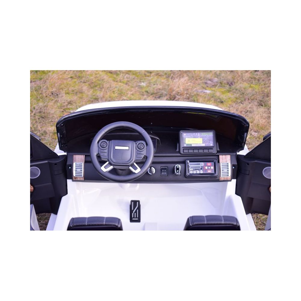 RANGE ROVER – MINKŠTI RATAI, MINKŠTA SĖDYNĖ, SPORTISKAS VARIKLIO GARSAS, VISOS PAPILDOMOS FUNKCIJOS/DK-RR999