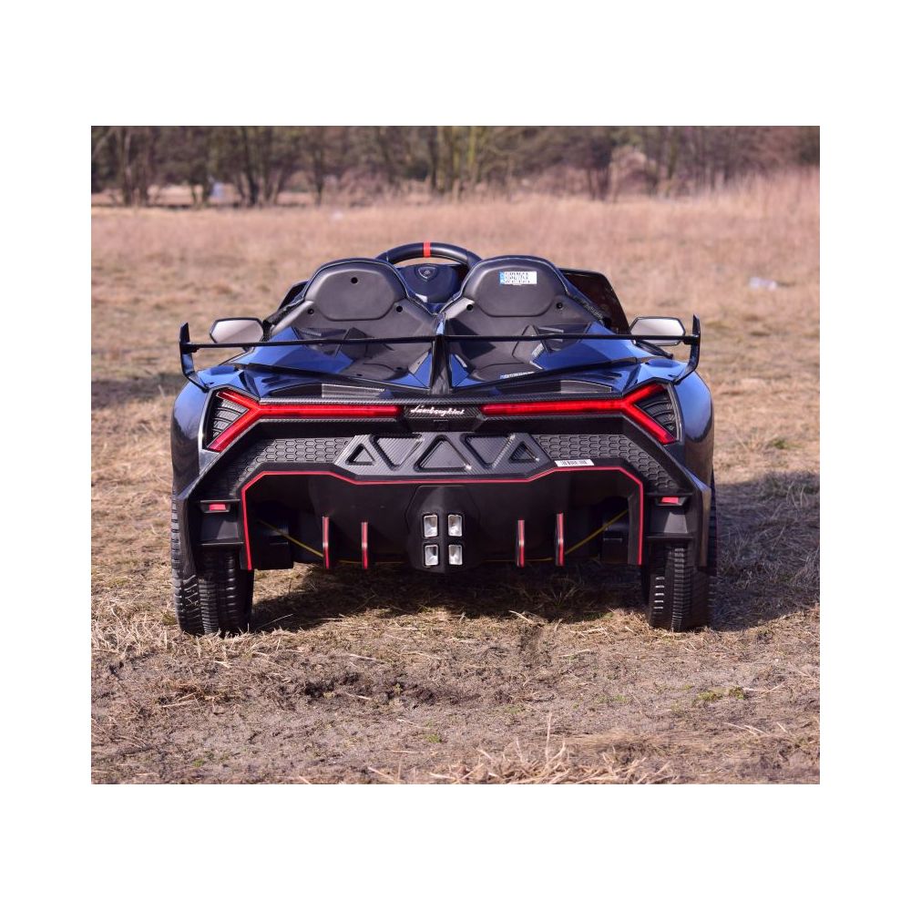 Elektromobilis „LAMBORGHINI VENENO“ SU AKUMULIATORIUMI /XMX615