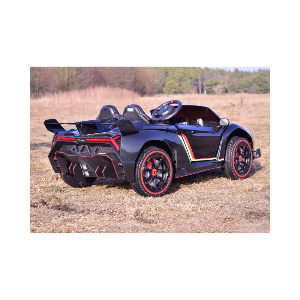 Elektromobilis „LAMBORGHINI VENENO“ SU AKUMULIATORIUMI /XMX615