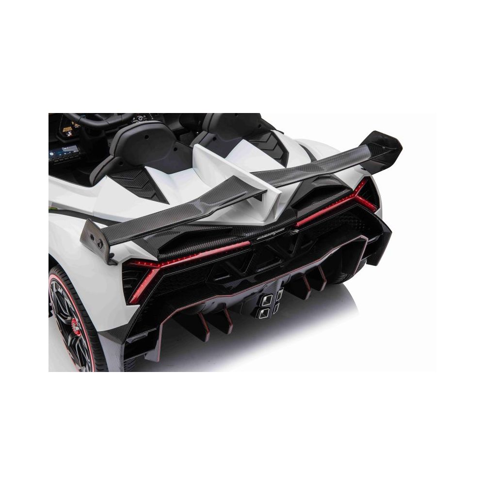 Elektromobilis „LAMBORGHINI VENENO“ SU AKUMULIATORIUMI /XMX615