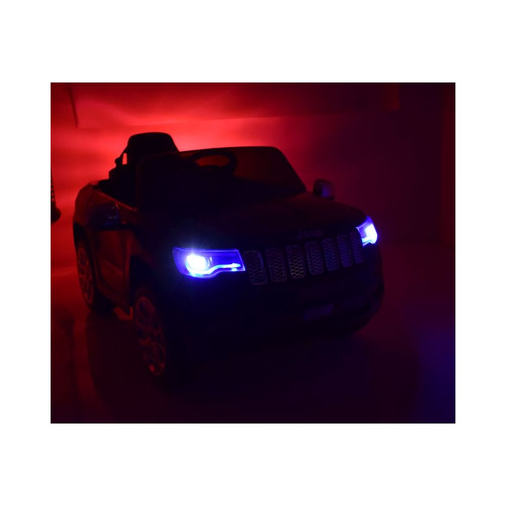 ORIGINALUS „JEEP GRAND CHEROKEE“, MINKŠTI RATAI, MINKŠTA SĖDYNĖ, PUIKI VERSIJA/JJ2055