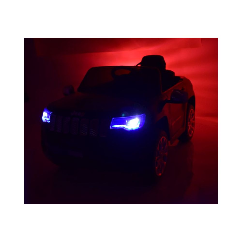 ORIGINALUS „JEEP GRAND CHEROKEE“, MINKŠTI RATAI, MINKŠTA SĖDYNĖ, PUIKI VERSIJA/JJ2055