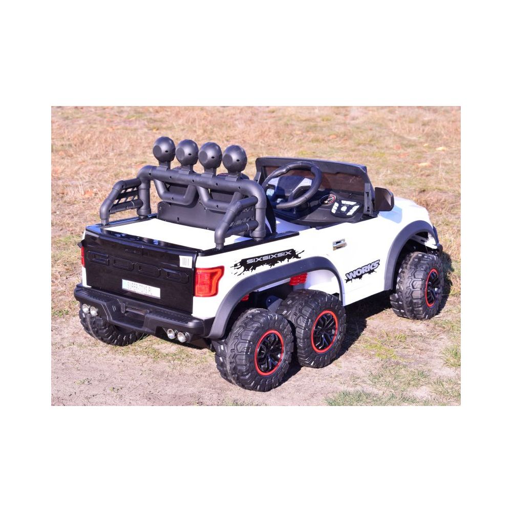 MEGA JEEP WORKS SIX 4X4, 2 x 12 V, MINKŠTI RATAI, MINKŠTA SĖDYNĖ / JC003