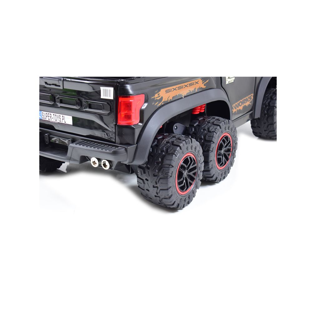 MEGA JEEP WORKS SIX 4X4, 2 X 12V MĘKKIE KOŁA, MIĘKKIE SIEDZENIE/JC003