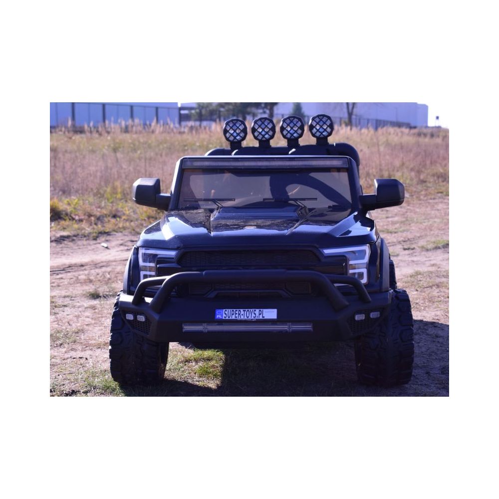 „MEGA JEEP WORKS SIX“ 4X4, 2 x 12 V, minkštos ratai, minkšta sėdynė / JC003