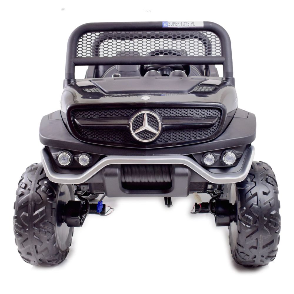 MERCEDES BENZ UNIMOG 4X4, 12 V, 14 Ah, amortizatoriai, minkštos padangos, minkšta sėdynė – puiki galimybė / UNIMOG