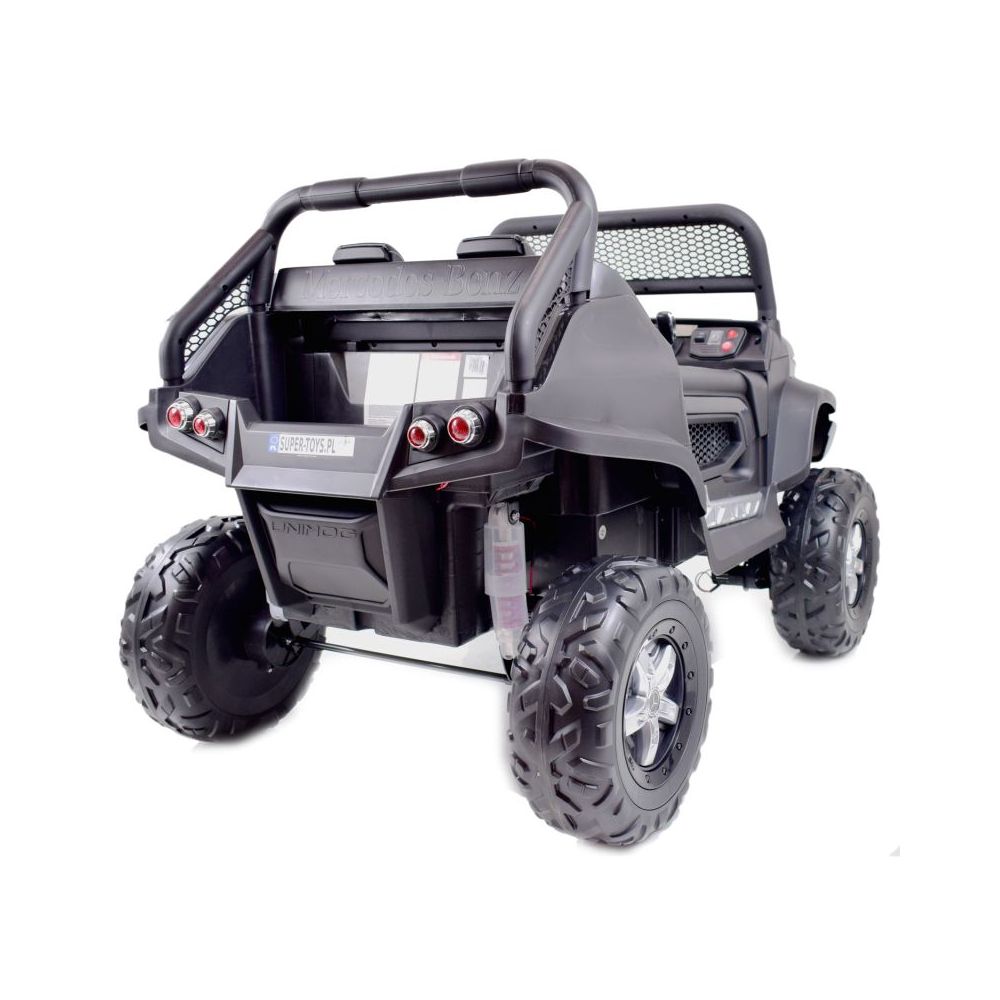 MERCEDES BENZ UNIMOG 4X4, 12 V, 14 Ah, amortizatoriai, minkštos padangos, minkšta sėdynė – puiki galimybė / UNIMOG