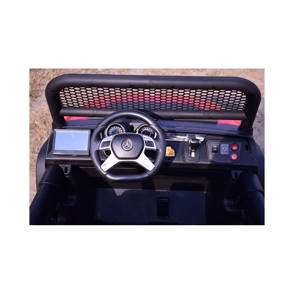 MERCEDES BENZ UNIMOG 4X4,12V14AH, AMORTYZATORY, MIĘKKIE KOŁA, MP4, LAKIER SUPER OPCJA/UNIMOG