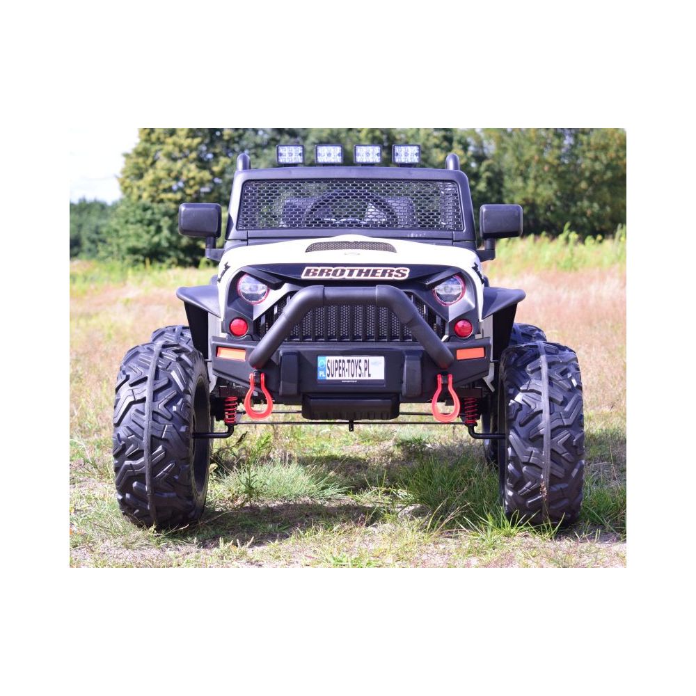 „BROTHERS“ AKUMULIATORINIS DŽIPAS, VAIRO STIPRINTUVAS, MINKŠTI RATAI, MINKŠTA SĖDYNĖ, 24 V – 400 W / JEEP-JC-666