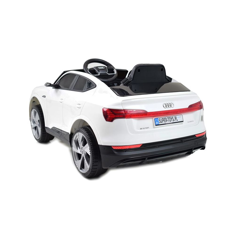 AUTO NA AKUMULATOR AUDI E-TRON SPORTBACK NAJLEPSZA WERSJA/QLS6688