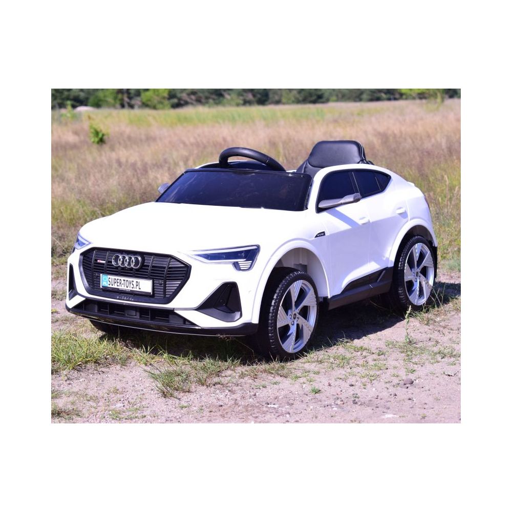 AUTO NA AKUMULATOR AUDI E-TRON SPORTBACK NAJLEPSZA WERSJA/QLS6688