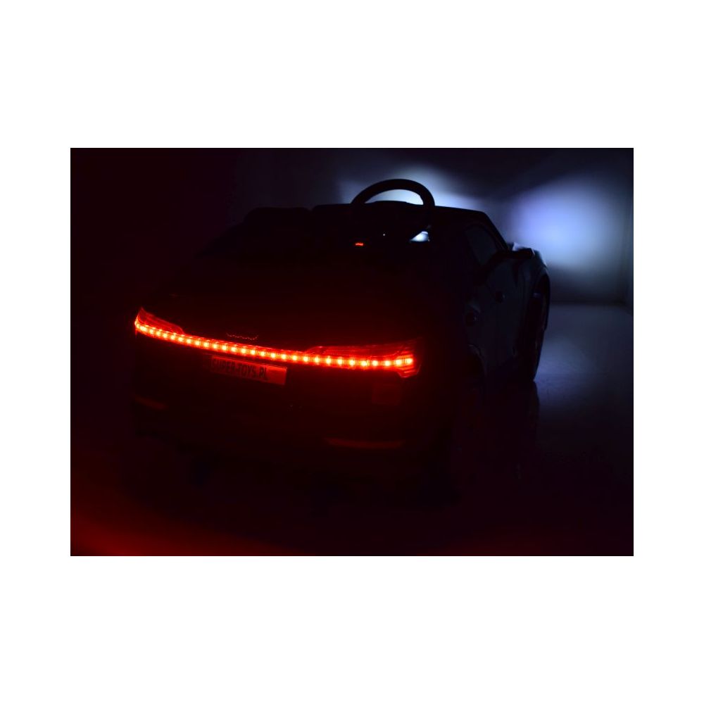 AUTO NA AKUMULATOR AUDI E-TRON SPORTBACK NAJLEPSZA WERSJA/QLS6688