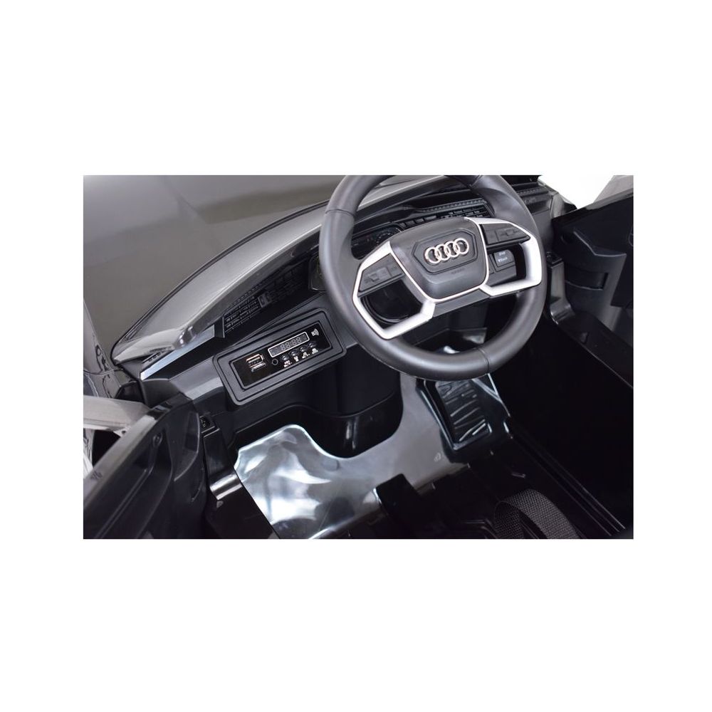 AUTO NA AKUMULATOR AUDI E-TRON SPORTBACK NAJLEPSZA WERSJA/QLS6688