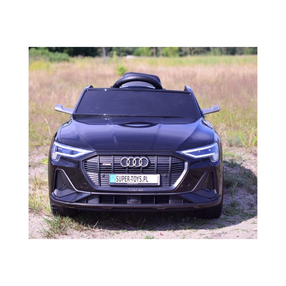 AUTO NA AKUMULATOR AUDI E-TRON SPORTBACK NAJLEPSZA WERSJA/QLS6688