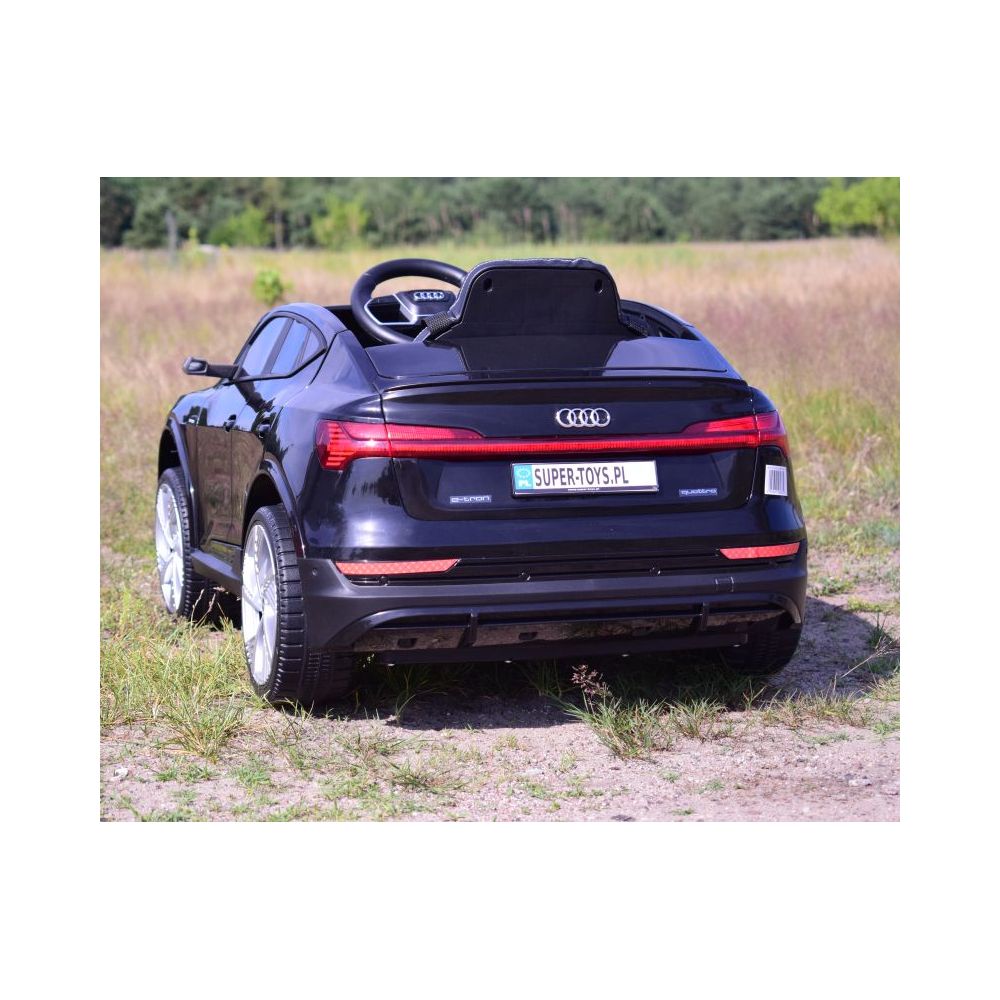 AUTO NA AKUMULATOR AUDI E-TRON SPORTBACK NAJLEPSZA WERSJA/QLS6688