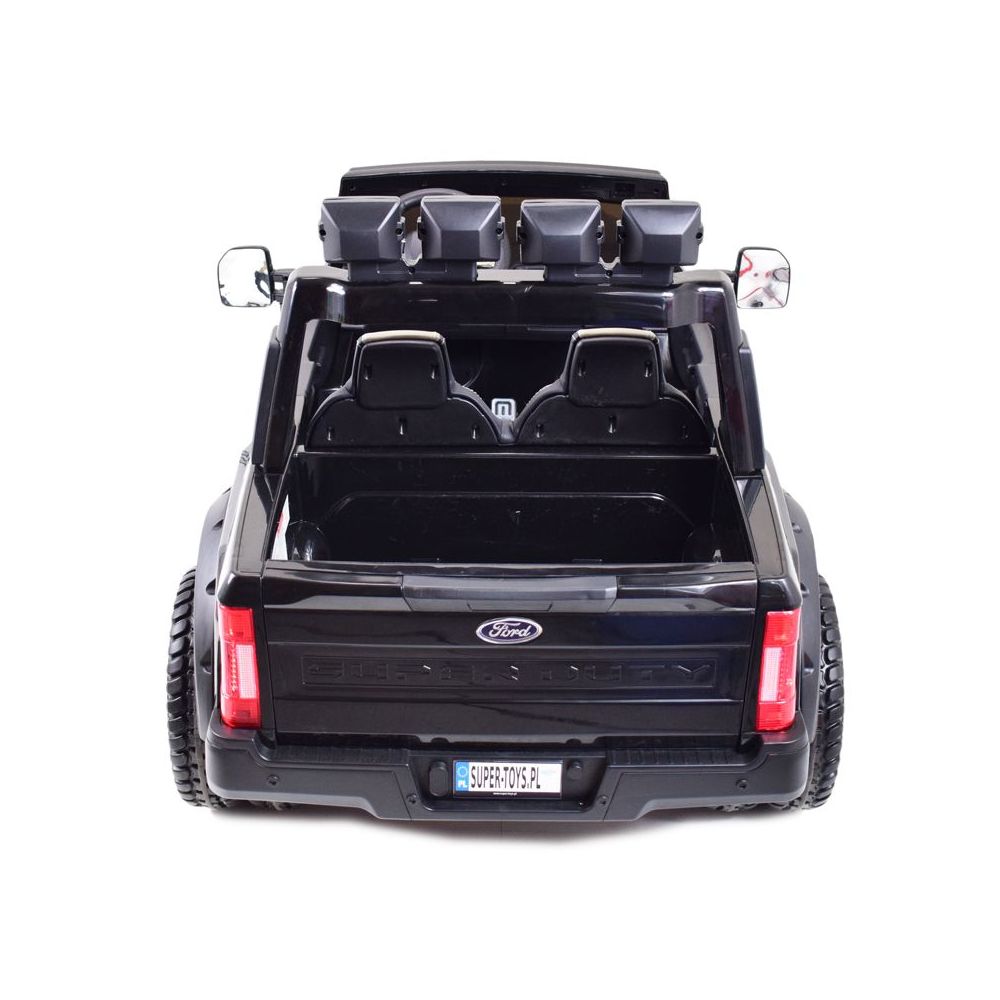 AUTOMOBILIS SU ORIGINALIA „FORD SUPER DUTY 4X4“ AKUMULIATORIUMI, BAGAŽINĖ, ORO KONDICIONAVIMAS, REGULIUOJAMA SĖDYNĖ / SX2088
