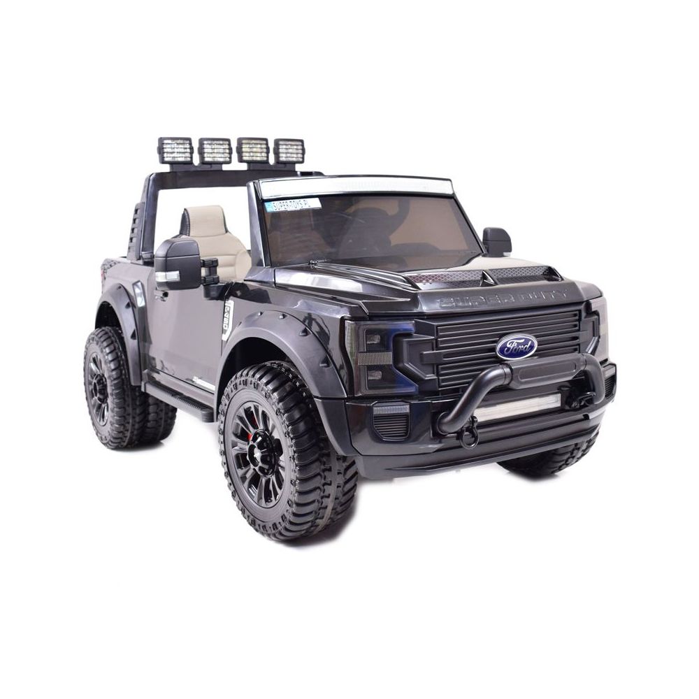 AUTOMOBILIS SU ORIGINALIA „FORD SUPER DUTY 4X4“ AKUMULIATORIUMI, BAGAŽINĖ, ORO KONDICIONAVIMAS, REGULIUOJAMA SĖDYNĖ / SX2088