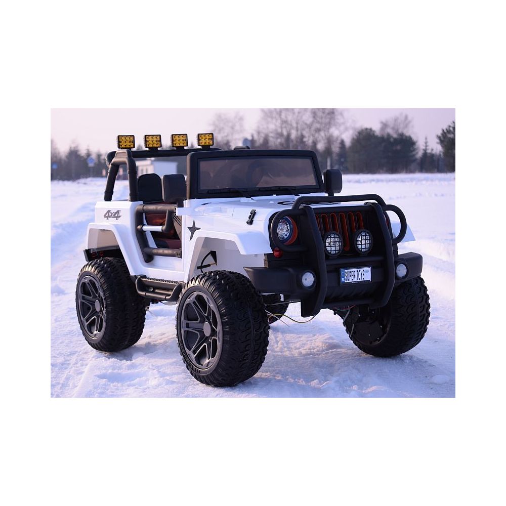 „MEGA JEEP“ 4X4 SU TRANSMISIJOS REDUKTORIU „EXCLUSIVE“ 24 V, 480 WAT, LĖTAS PALEIDIMAS, MINKŠTI RATAI /WXE1688-24V