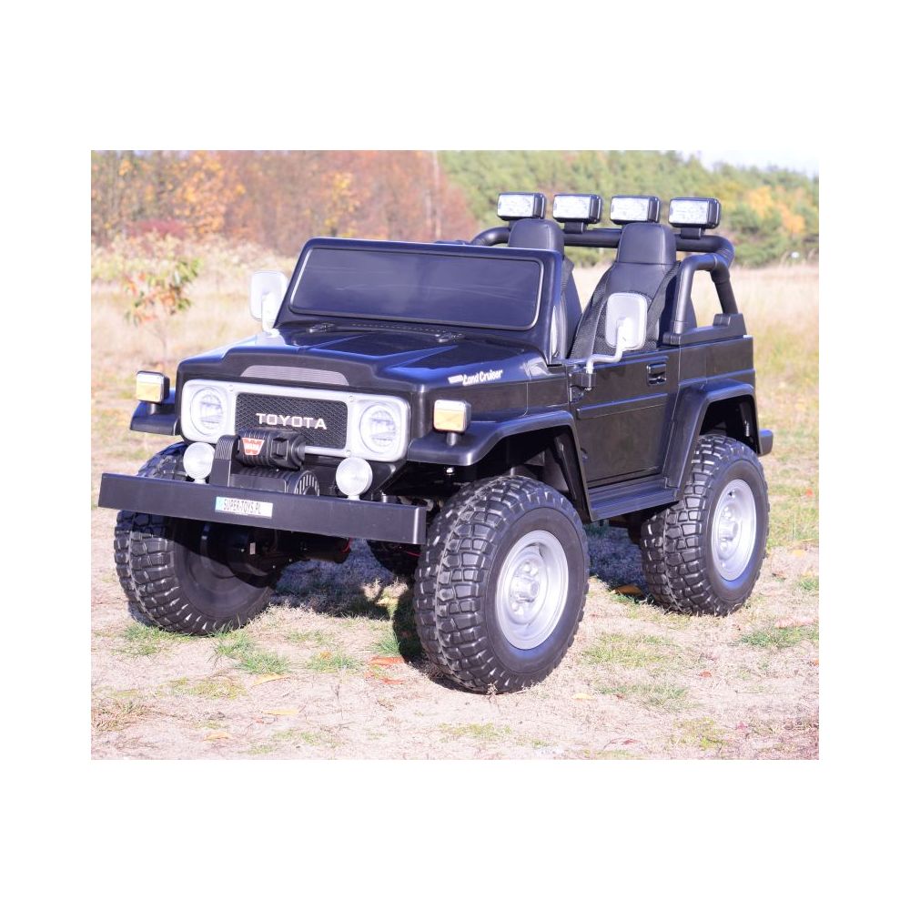 TOYOTA LAND CRUISER NA AKUMULATOR WERSJA 4X4, 320 WAT DLA 2 DZIECI/S316