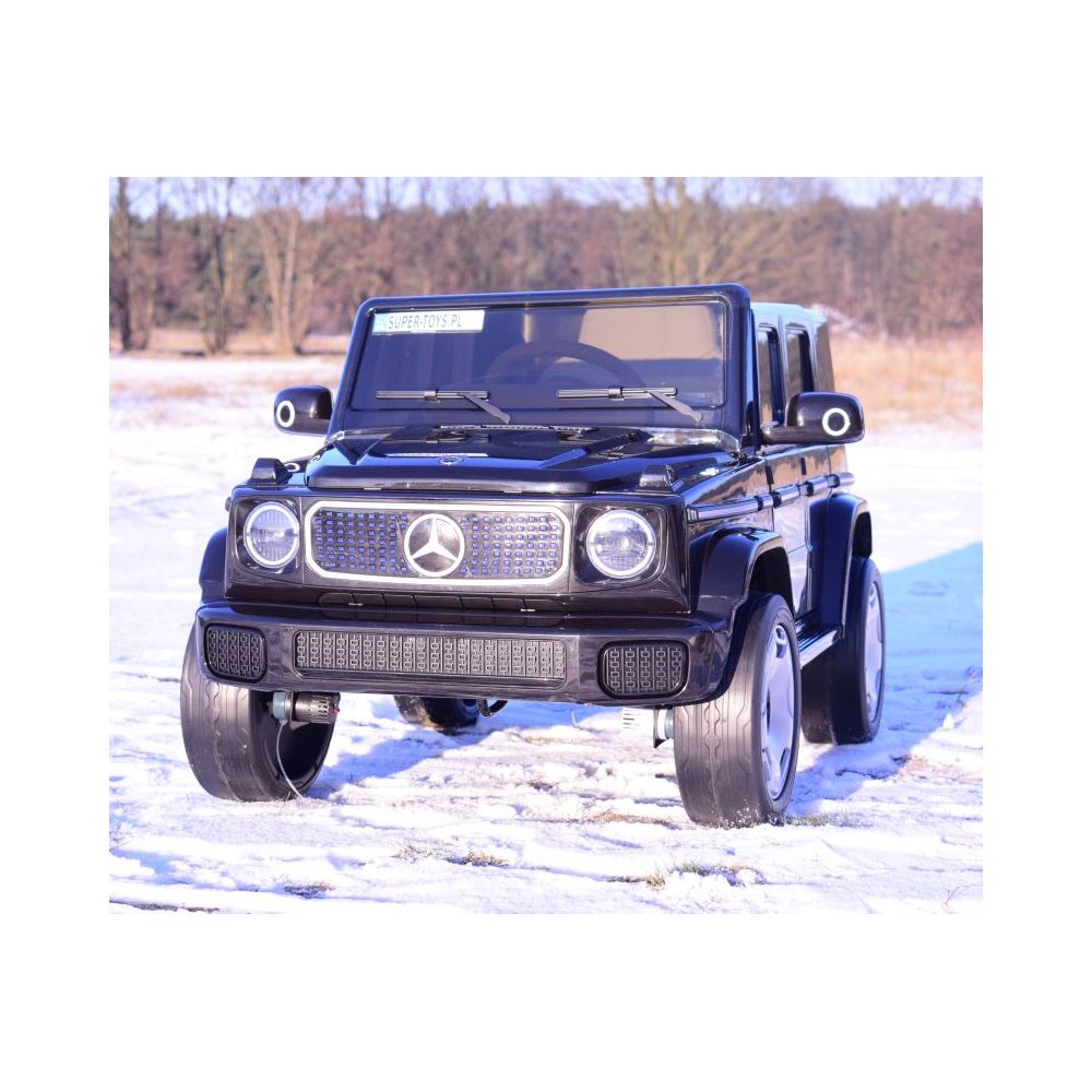 „MERCEDES BENZ EQG“ su akumuliatoriumi, „Super“ versija – sankaba, lagaminas/JJ2088